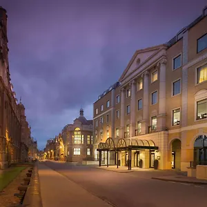 Hilton Centre Hotell